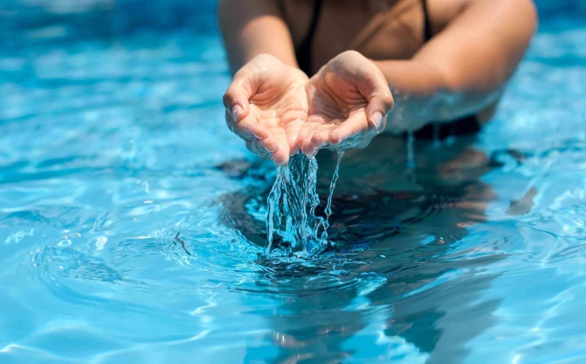 Когда нужно менять и сливать воду в бассейне - Aquanta